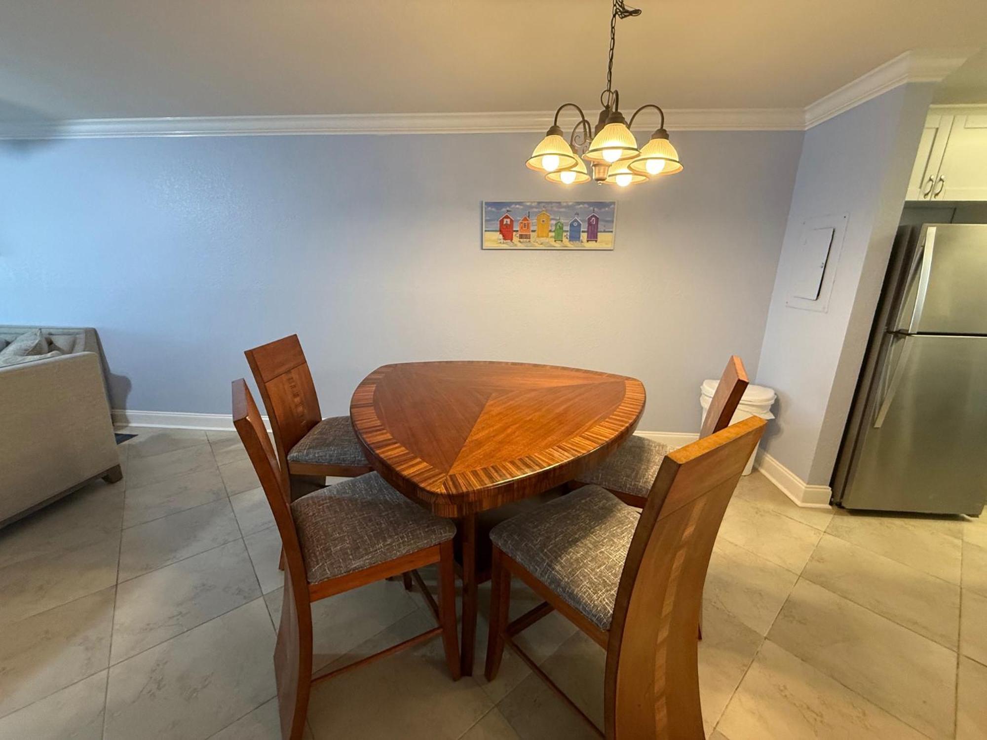 Treasure Island Beach, Fl Waterfront Condo Located Steps Away From The Intracoastal Waterway St. Pete Beach Exterior foto