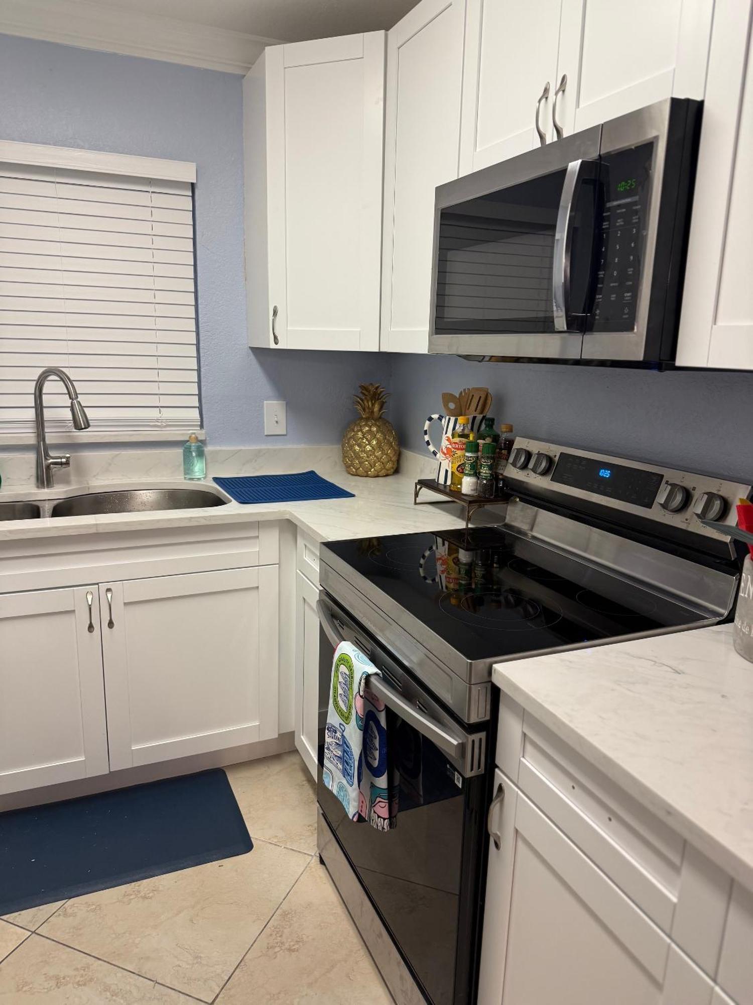 Treasure Island Beach, Fl Waterfront Condo Located Steps Away From The Intracoastal Waterway St. Pete Beach Exterior foto